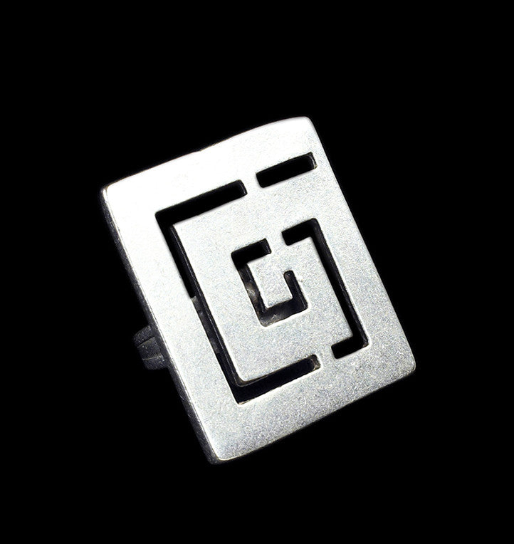 Square Spiral Ring