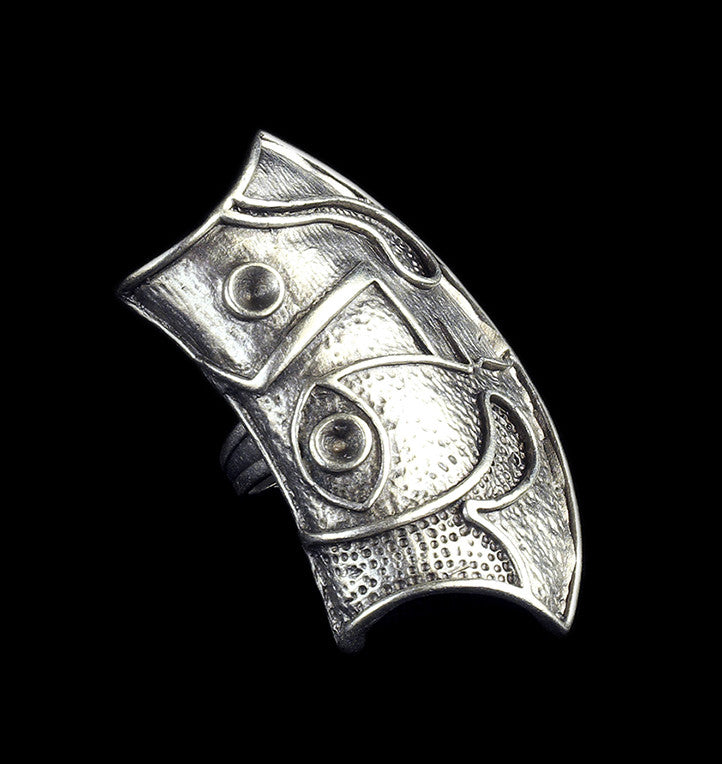 Visage Ring